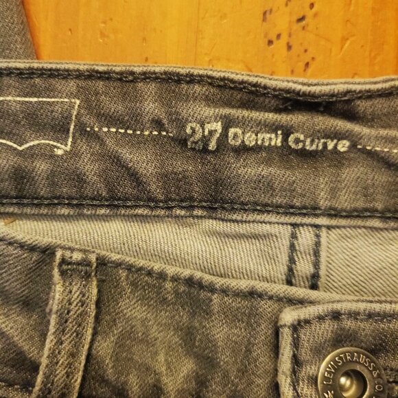 Levi's Women's Modern Rise Skinny Curve in Gray Denim - Size 27 - Picture 12 of 13